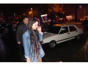 Sevgilisine kızan kadın evi yaktı, son anda kurtarıldı