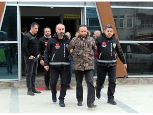 2 kardeşi pompalı tüfekle öldüren şahıs tutuklandı