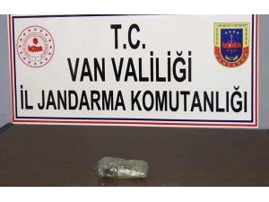 Van’da uyuşturucu ve sigara operasyonu: 12 gözaltı