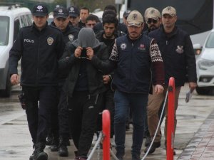 DEAŞ operasyonunda gözaltına alınanlar adliyeye sevk edildi