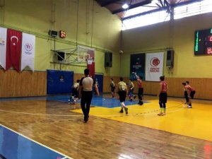 Karaman Analig Basketbol Takımı çeyrek finalde
