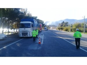 Trafik polisleri kış denetiminde