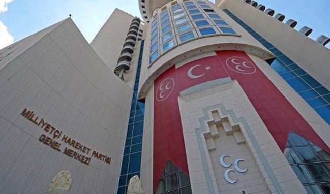 MHP'de görevden alma ve disipline sevk kararları!