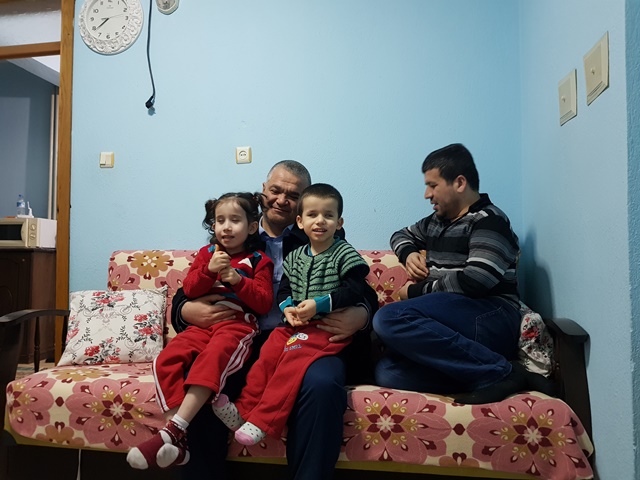 Karahan,  Ünzile anneyi ziyaret etti