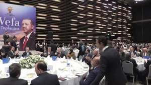 "Ayrıştırıcı değil birleştirici anlayışla siyaset yapıyoruz"