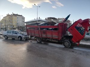 Karaman’da buzlanma nedeniyle çok sayıda kaza meydana geldi