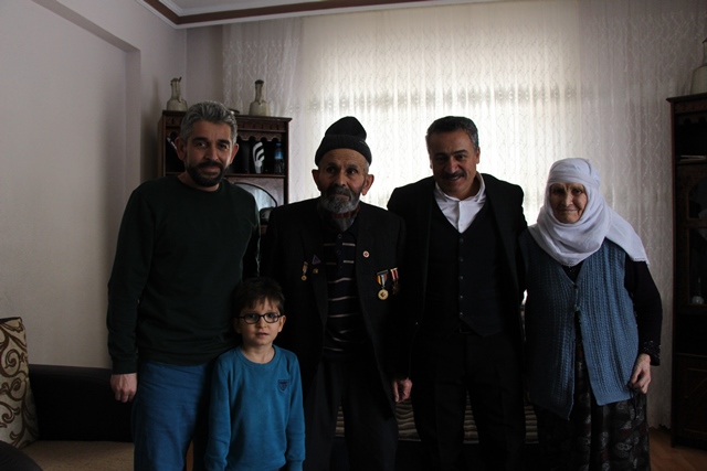 Başkan'dan Kore Gazisi ve eşini duygulandıran ziyaret