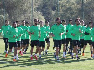 Konyaspor'da Antalya kampı başıyor