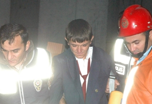 Baba dayağı intihara sürükledi