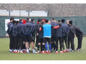 Öcal: "Adana Demirspor maçında bambaşka bir Karabükspor seyrettirmeyi umuyoruz"