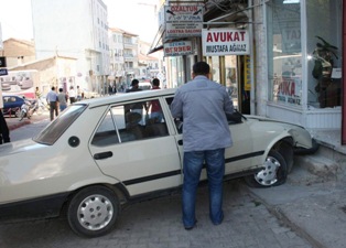 Babasının intikamını almak istedi!