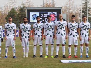 Anadolu Selçukspor’dan karmaya 2 oyuncu