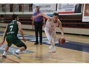 Türkiye Basketbol Ligi: Yalova Belediyespor: 88 - OGM Ormanspor: 86