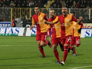 Bursaspor’dan ayrılanın yüzü gülmüyor