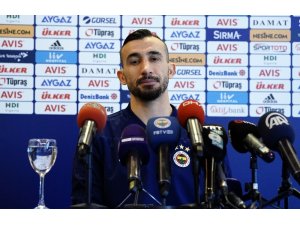 Mehmet Topal: "Camiayı birleştiren hocamız geldi"