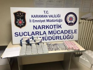 Karaman’da eczacı kalfası reçete ile verilen hapları satarken yakalandı