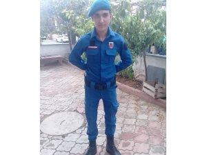 Rize’de bulunduğu binanın 6. katından düşen asker hayatını kaybetti
