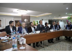 Elazığspor Kayyum Başkanı Devecioğlu: "Hep birlikte hareket etmeliyiz"