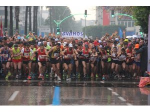 5 Ocak Adana Kurtuluş Maratonu başladı