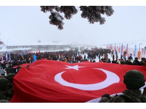 Sarıkamış şehitleri Erciyes'te anıldı