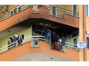 Balkonda çıkan yangın korkuttu
