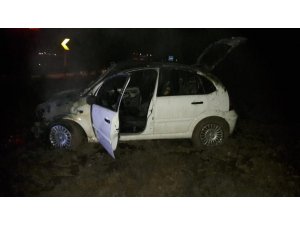 Bilecik’te seyir halindeki otomobil yandı