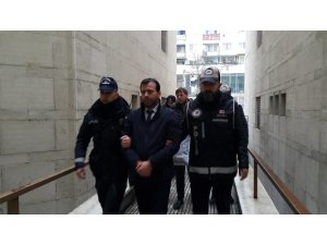 Tefecilik iddiasıyla gözaltına alınan avukat ve 9 zanlı adliyeye sevk edildi