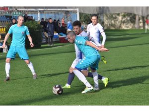 Karabükspor hazırlık maçında berabere kaldı