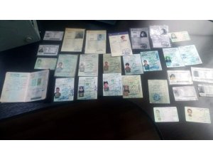 Suriyelilere sahte kimlik belgesi düzenleyen şahıslara operasyon: 7 gözaltı