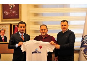 Murat Demir’den İKSK’ya destek