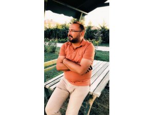 Bilgin Kamış istifadan vazgeçti