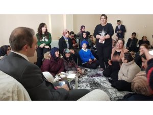 Kadınlardan Başkan Vekili Epcim’e yoğun ilgi