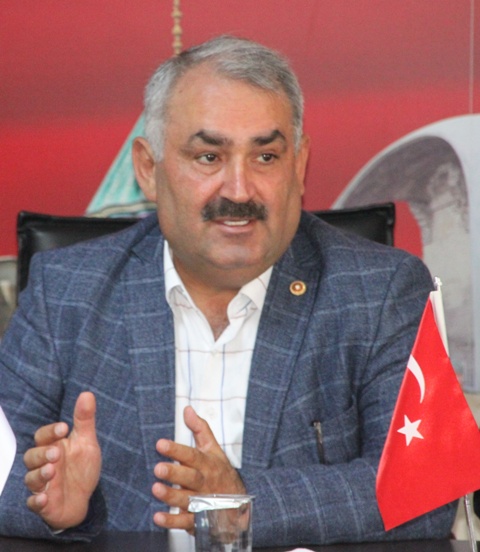 Etyemez, Gazeteciler Günü’nü kutladı