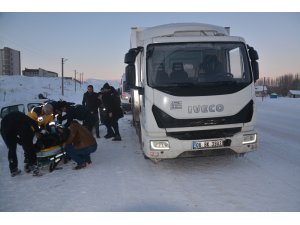 Sivas’ta trafik kazası: 3 yaralı