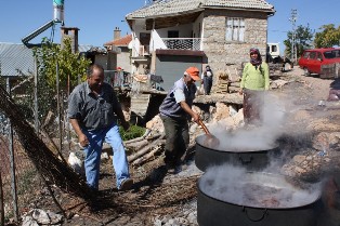 Gazel ve pekmez zamanı