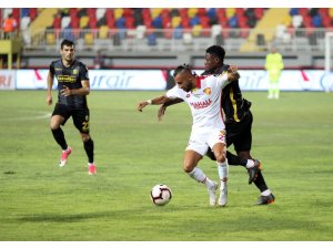 Göztepe’de ’kanat’ rekabeti
