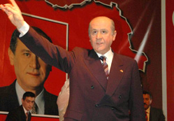 Misyonerlik faaliyetleri masum değil