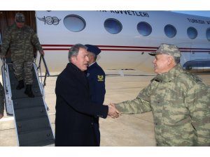 Akar ve komutanlardan "kritik" ziyaret