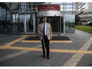 Engelleri "görmeyerek" başarıya ulaştılar