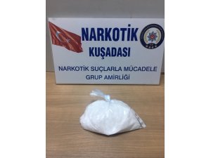 Kuşadası’nda polis ile uyuşturucu satıcıları arasında nefes kesen kovalamaca