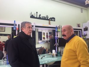 Mansur Yavaş, Ankara Kalesi esnafını ziyaret etti