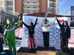 Hakkarili sporcular Erzurum’dan dereceyle döndüler