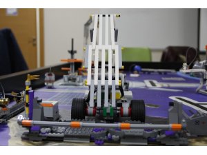 Kanser tedavisi gören çocuklara robotik ve kodlama eğitimi