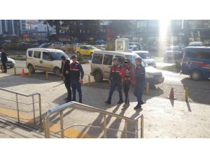 Trabzon’da 13 hırsızlık olayının zanlıları jandarma tarafından yakalanarak cezaevine gönderildi