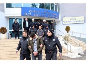 Ankara’da uyuşturucu tacirlerine darbe: 20 gözaltı
