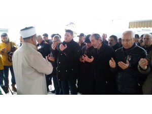 Ukrayna’da öldürülen Zeynep, İzmir’de defnedildi