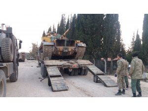 Hatay sınırına askeri tank sevkiyatı