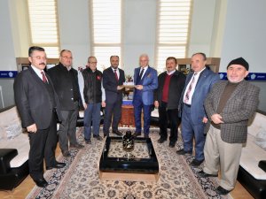 Rektör Zorlu'ya tebrik ziyaretleri