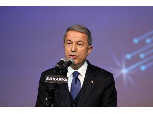 Bakan Akar: "Türkiye bu coğrafyada var olmak için kendi silahları ile caydırıcı, güçlü ve başarılı olmaya mecburdur"