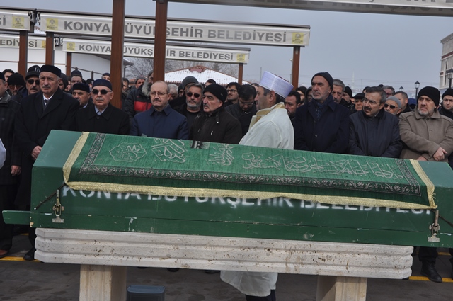 Ziya Akman vefat etti